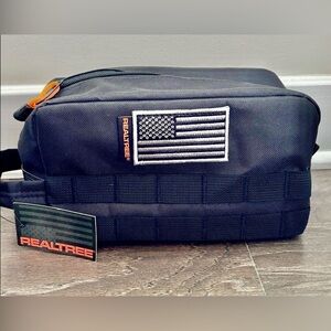 Realtree Tactical Travel,durable,water/slip resist,water resist inside,zip top